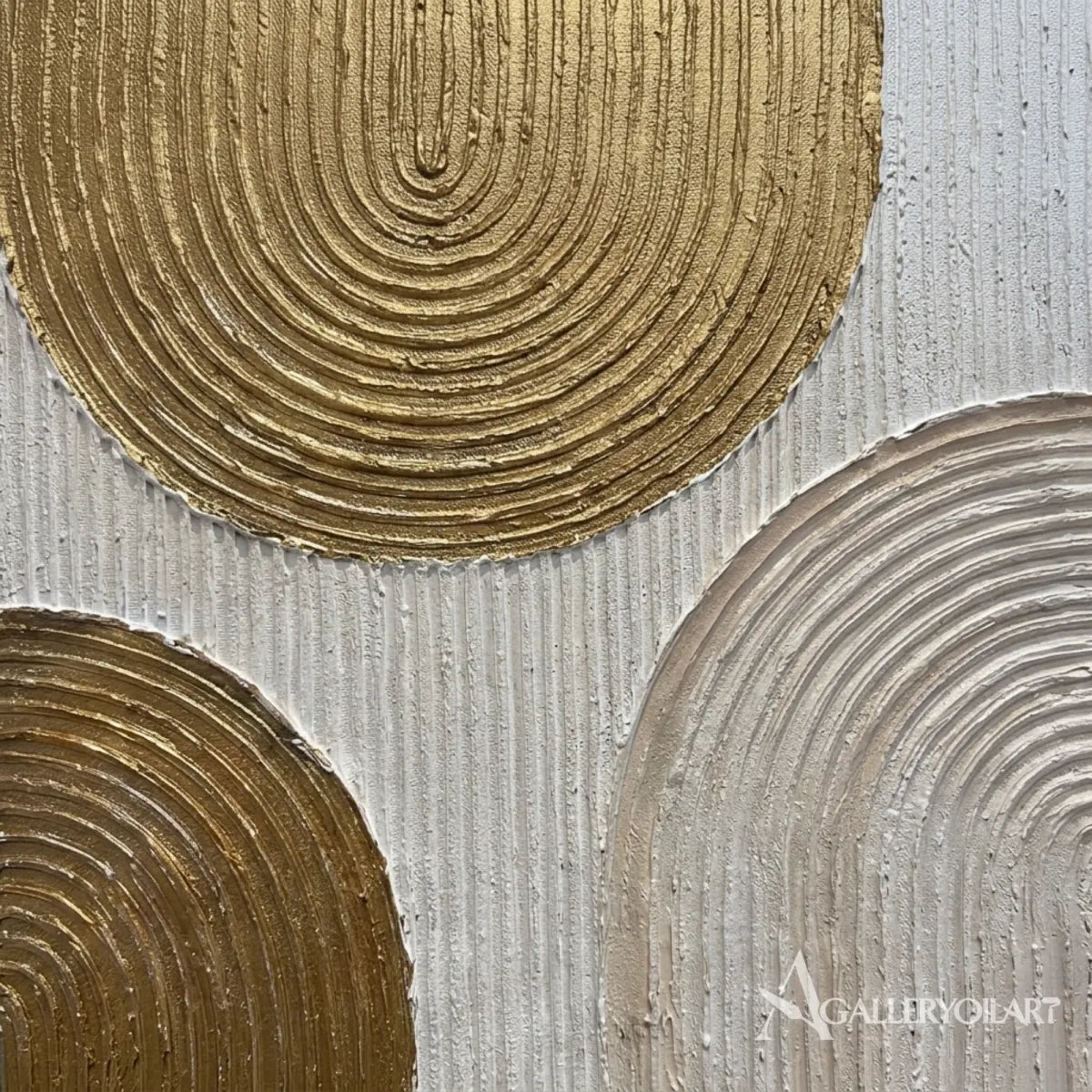 Textured-3D-arched-cadence-in-beige-and-cream-with-relief-in-an-detail