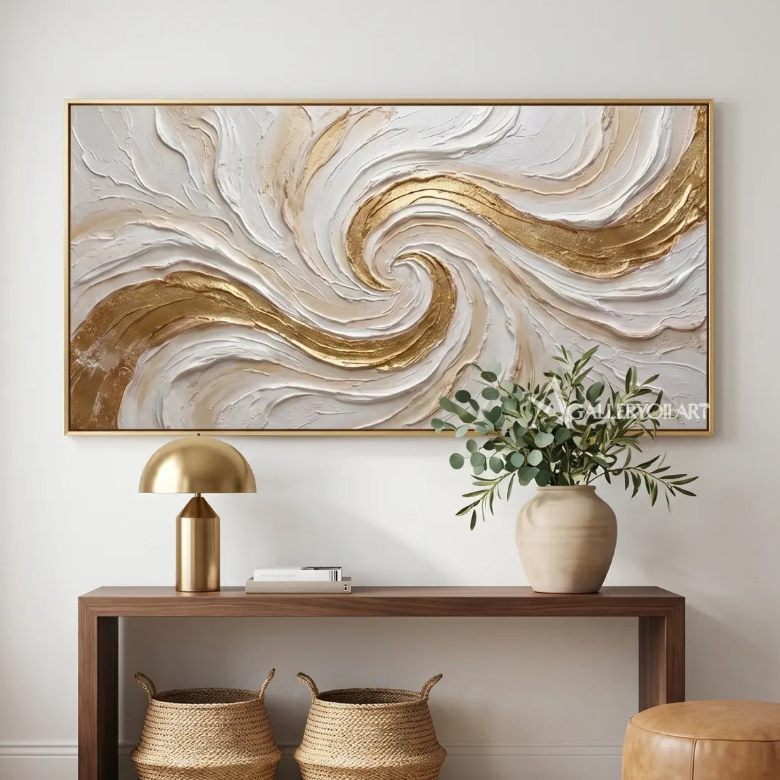 Textured 3D gilded spiral current in white and gold relief in a modern entryway